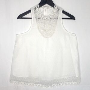 🦩2/$25 Hollister / Lined Lace Tank